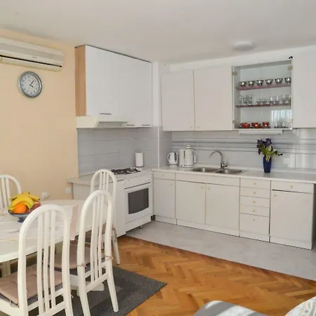 Appartement Miki *